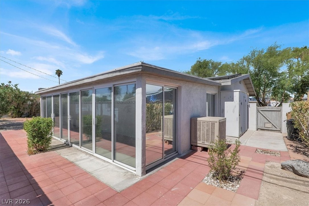 1607 Silver Mesa Way Las Vegas NV 89169