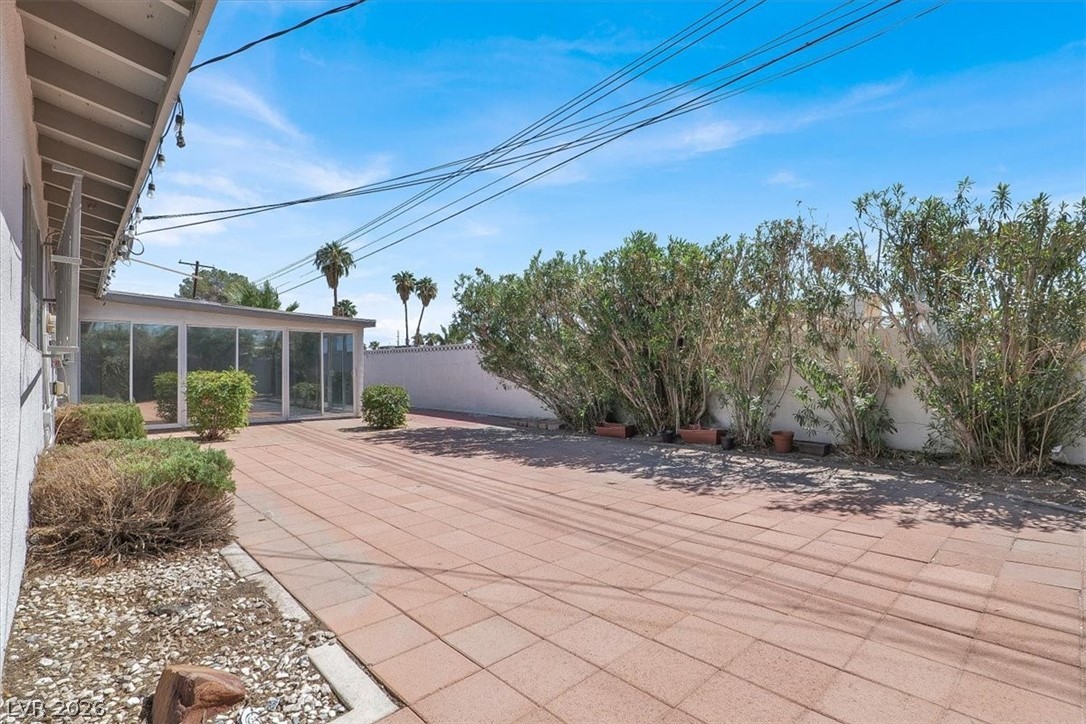 1607 Silver Mesa Way Las Vegas NV 89169