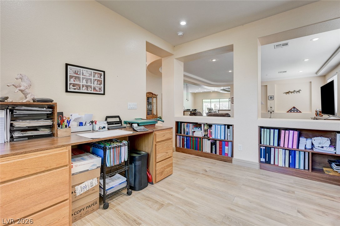 10093 Golden Bluff Avenue Las Vegas NV 89148