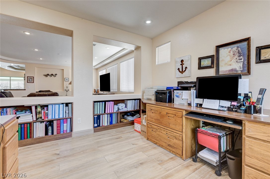 10093 Golden Bluff Avenue Las Vegas NV 89148