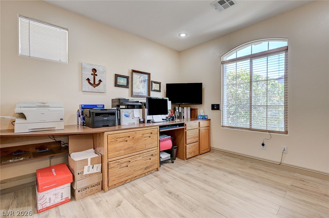 10093 Golden Bluff Avenue Las Vegas NV 89148