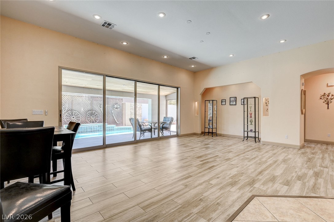 10093 Golden Bluff Avenue Las Vegas NV 89148