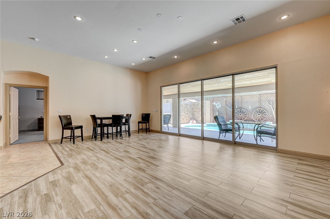 10093 Golden Bluff Avenue Las Vegas NV 89148