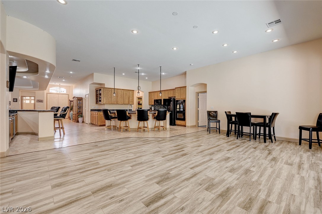 10093 Golden Bluff Avenue Las Vegas NV 89148