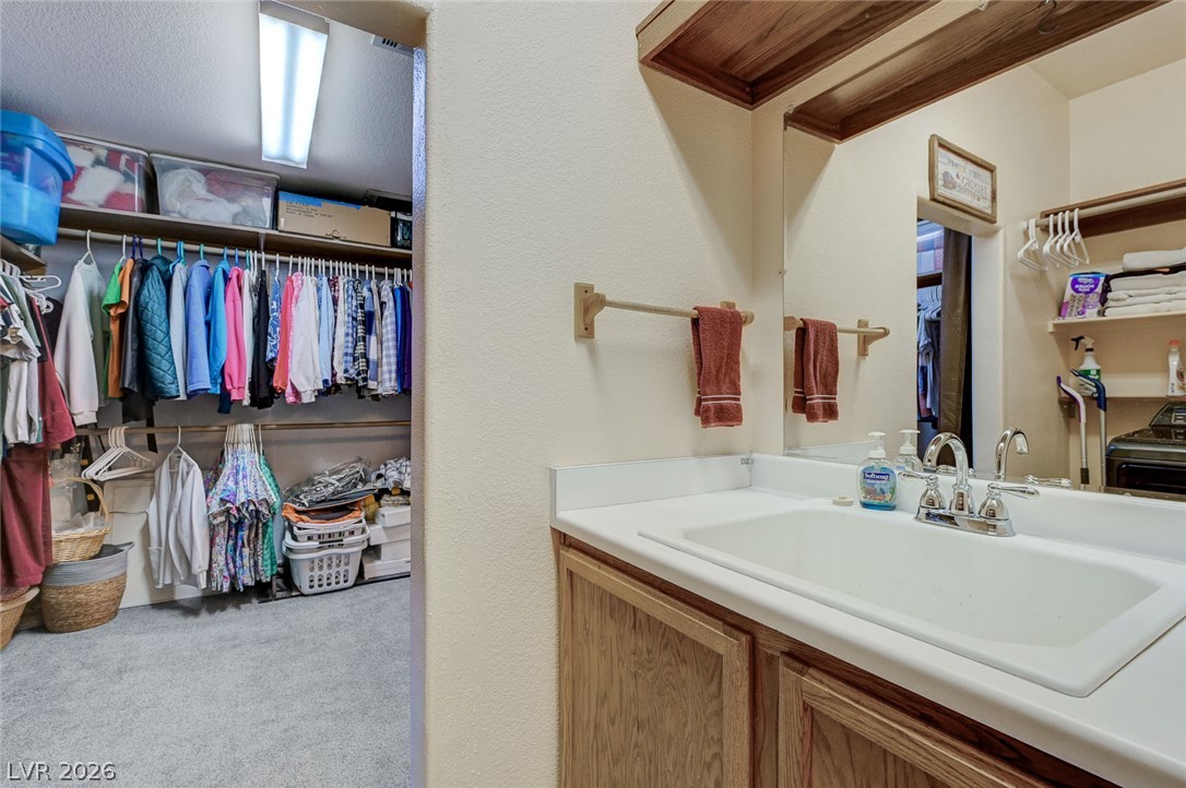10093 Golden Bluff Avenue Las Vegas NV 89148