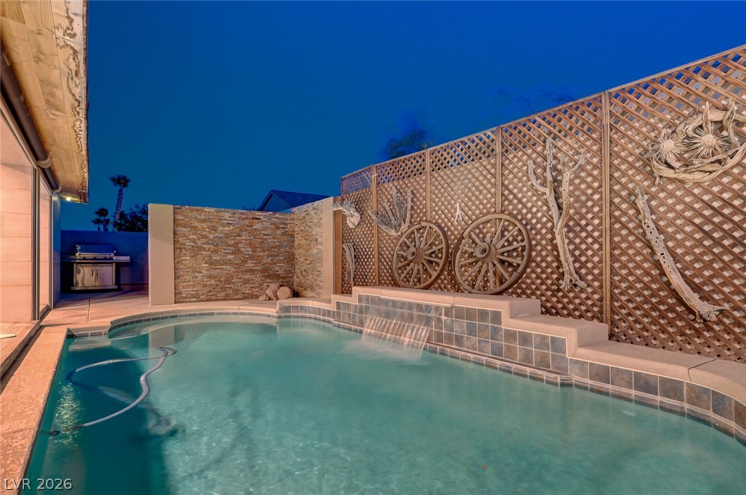 10093 Golden Bluff Avenue Las Vegas NV 89148