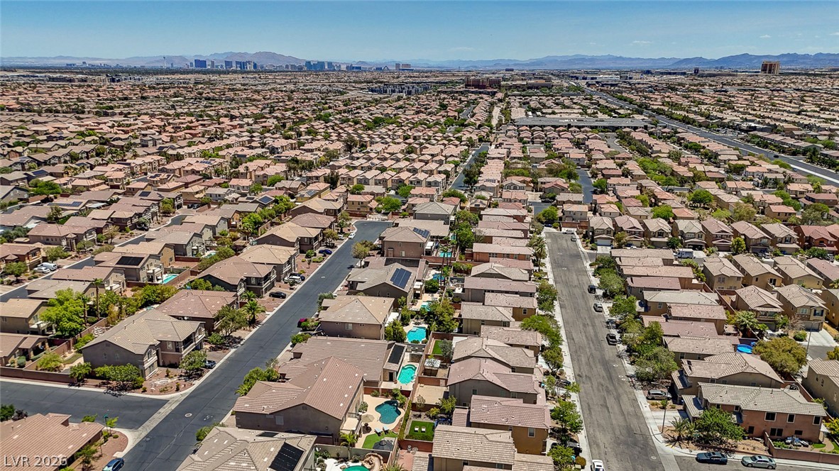 10093 Golden Bluff Avenue Las Vegas NV 89148