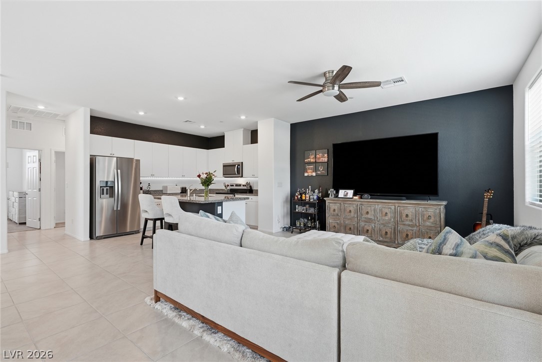 6155 Garden Oasis Street Las Vegas NV 89148