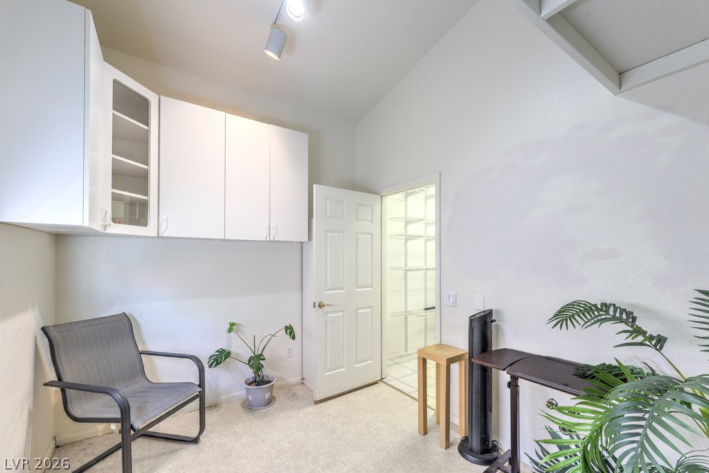 8628 Highland View Avenue Las Vegas NV 89145