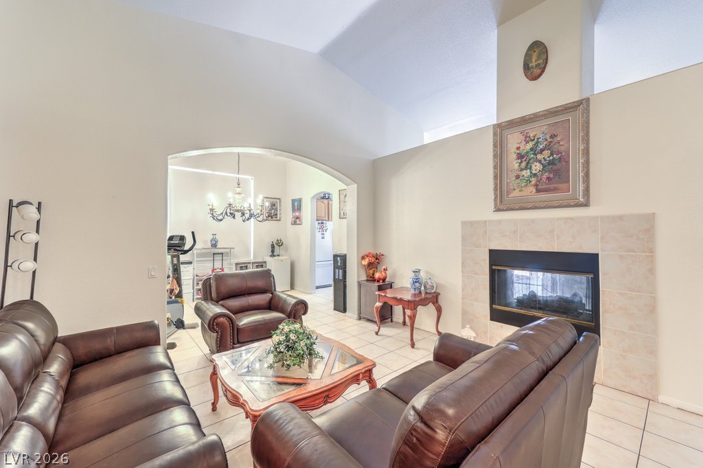 8628 Highland View Avenue Las Vegas NV 89145