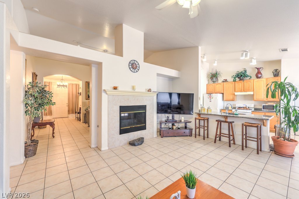 8628 Highland View Avenue Las Vegas NV 89145