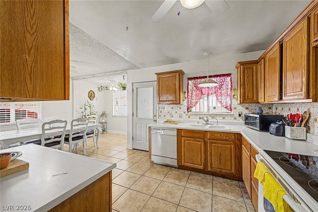 4345 Parkdale Avenue Las Vegas NV 89121