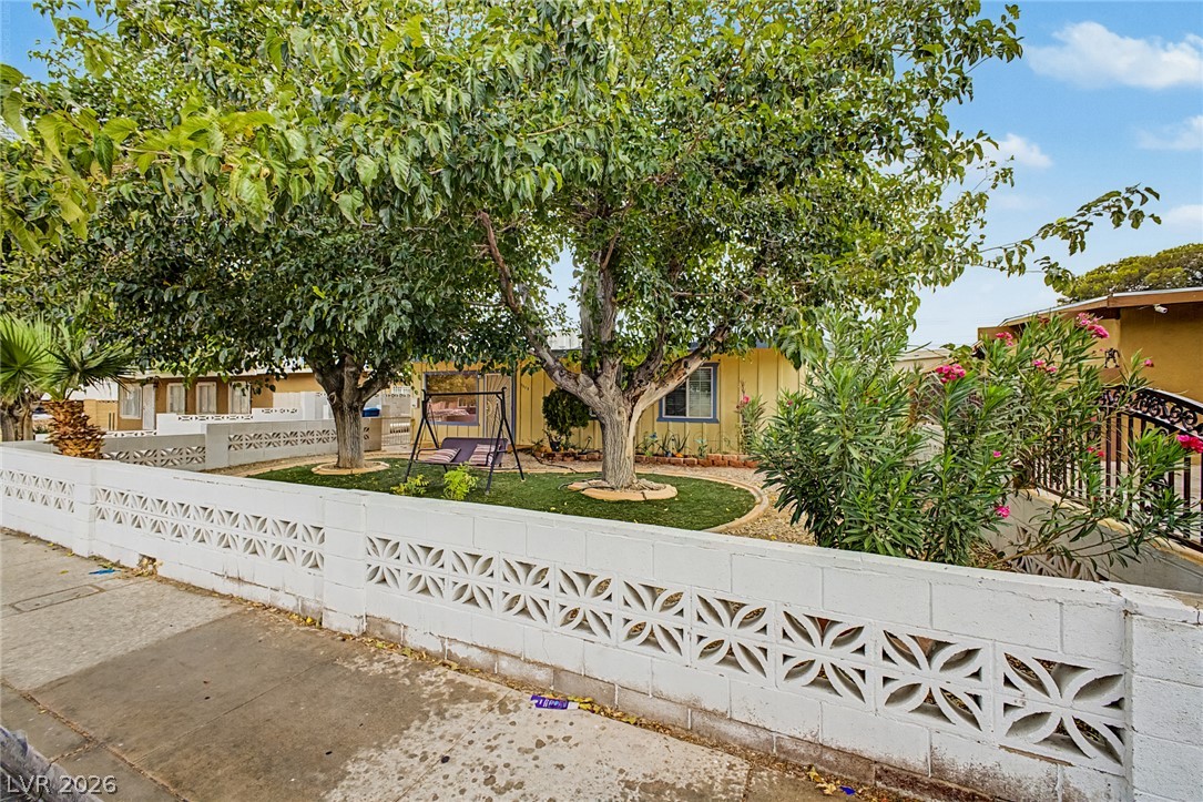 4345 Parkdale Avenue Las Vegas NV 89121