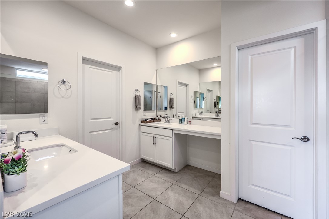 2592 Iron Crest Lane Las Vegas NV 89138