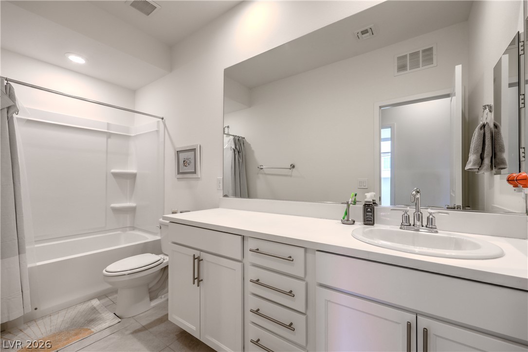 2592 Iron Crest Lane Las Vegas NV 89138