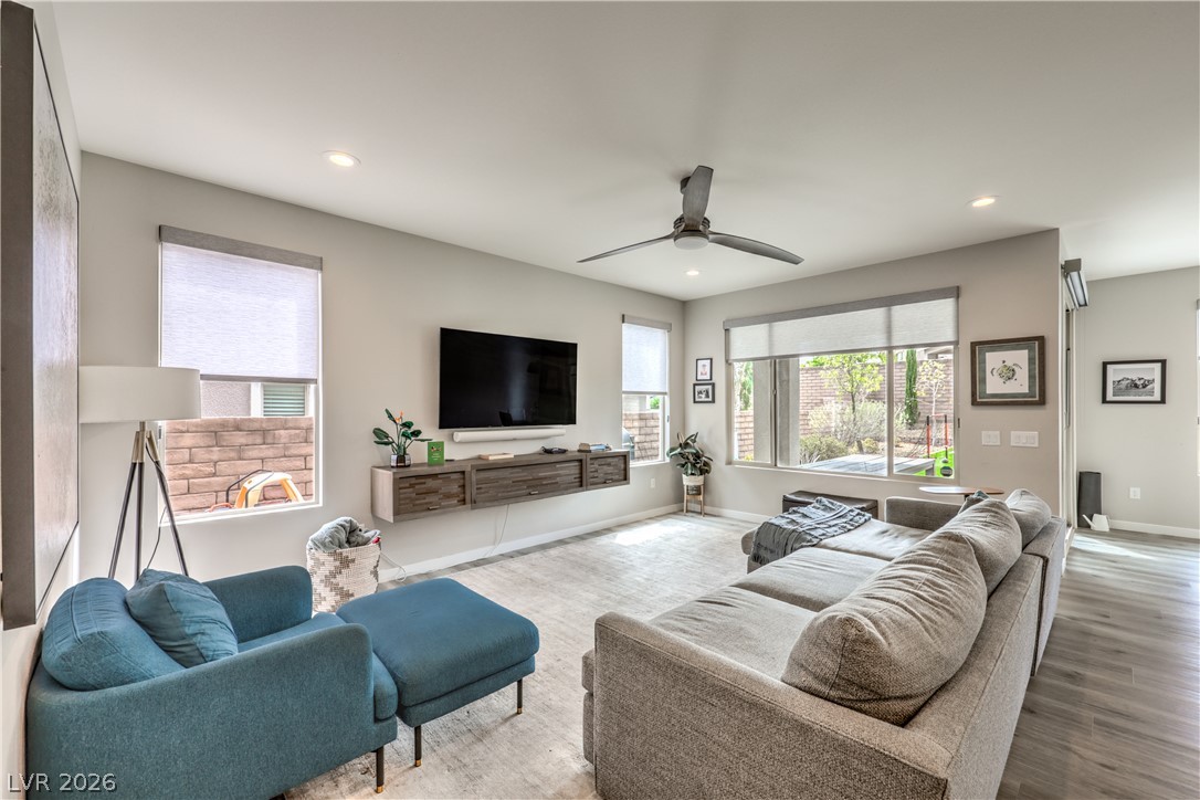 2592 Iron Crest Lane Las Vegas NV 89138