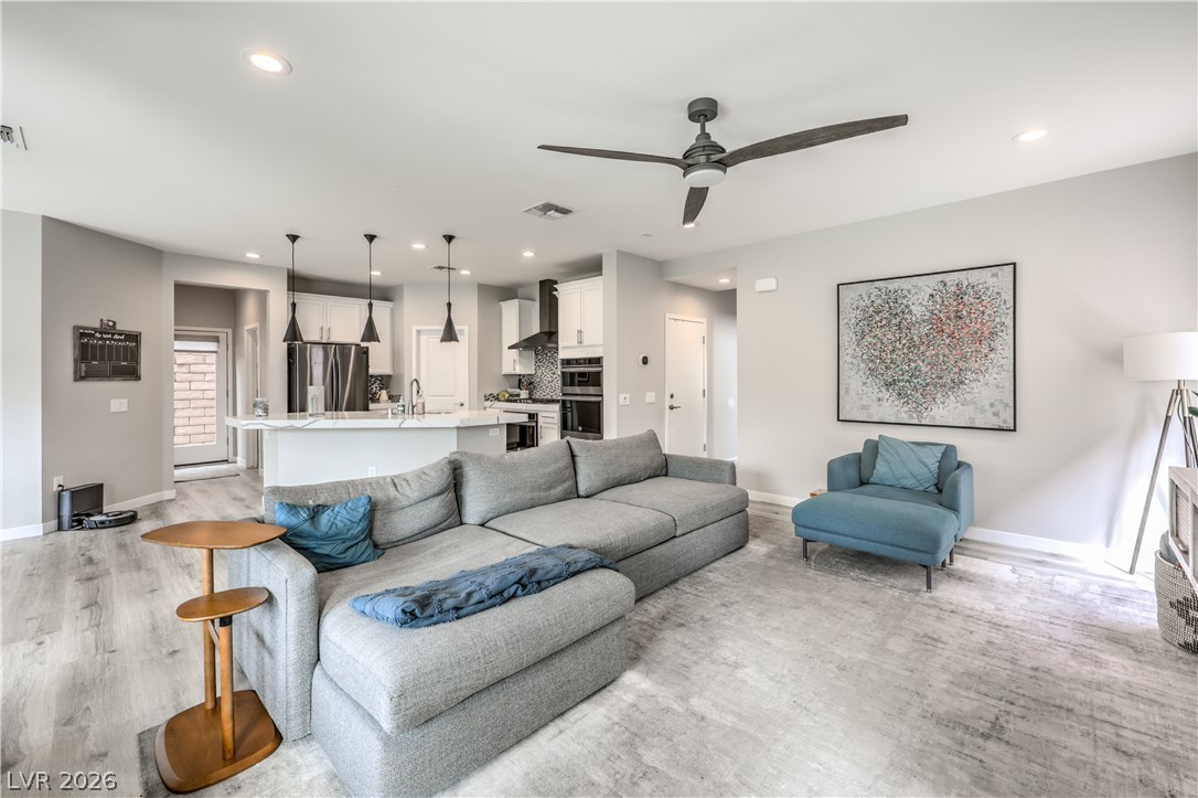 2592 Iron Crest Lane Las Vegas NV 89138