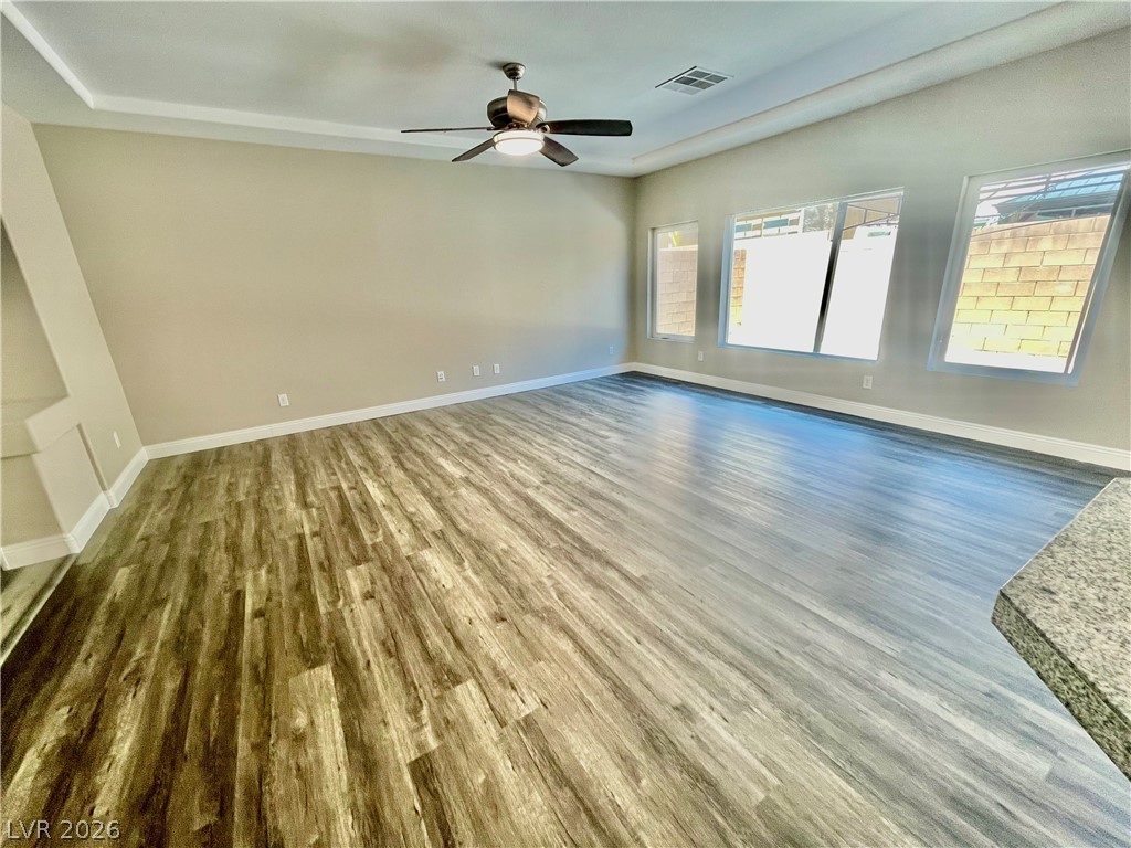 5964 Gordon Creek Avenue Las Vegas NV 89139