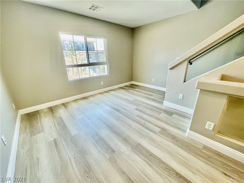 5964 Gordon Creek Avenue Las Vegas NV 89139