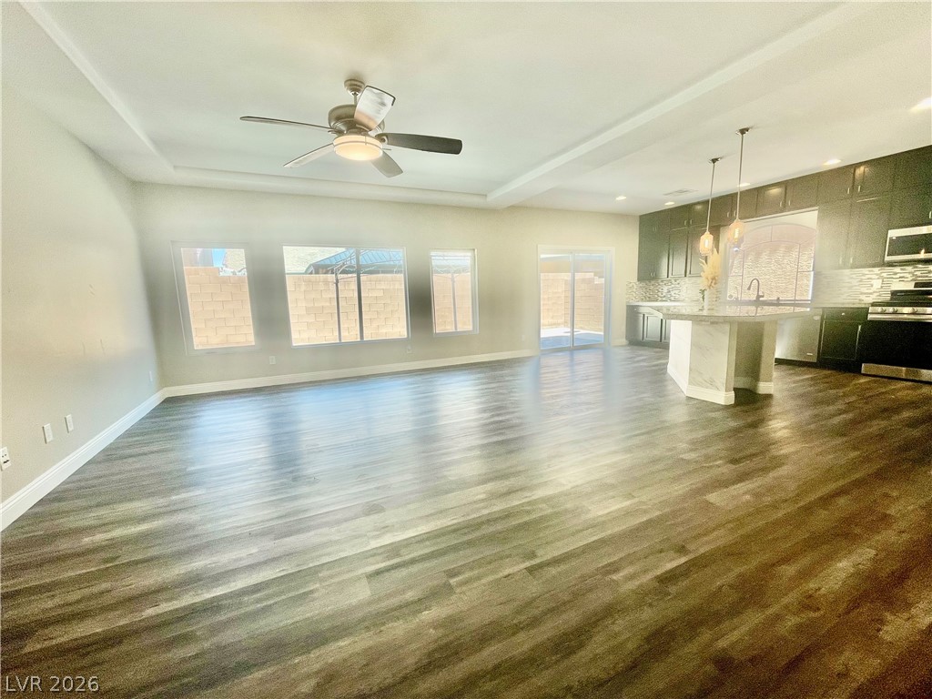 5964 Gordon Creek Avenue Las Vegas NV 89139
