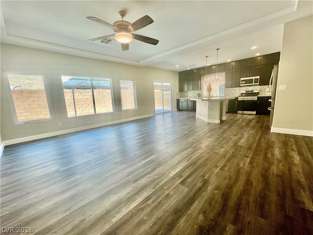 5964 Gordon Creek Avenue Las Vegas NV 89139