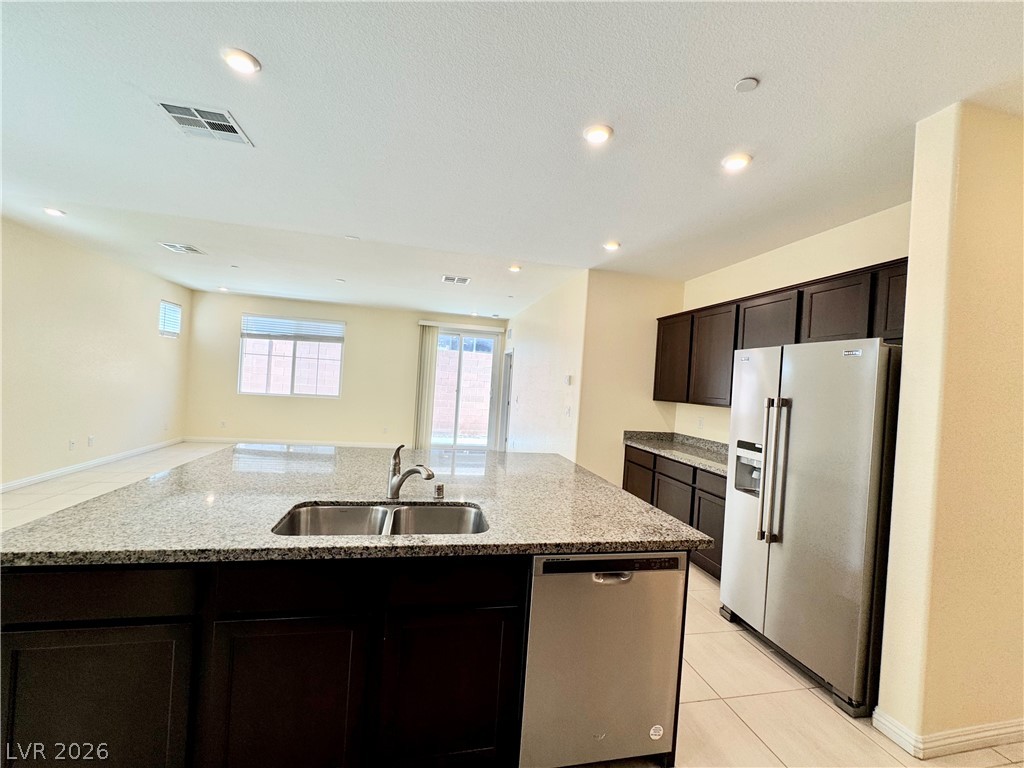 6088 Castle Gardens Avenue Las Vegas NV 89130