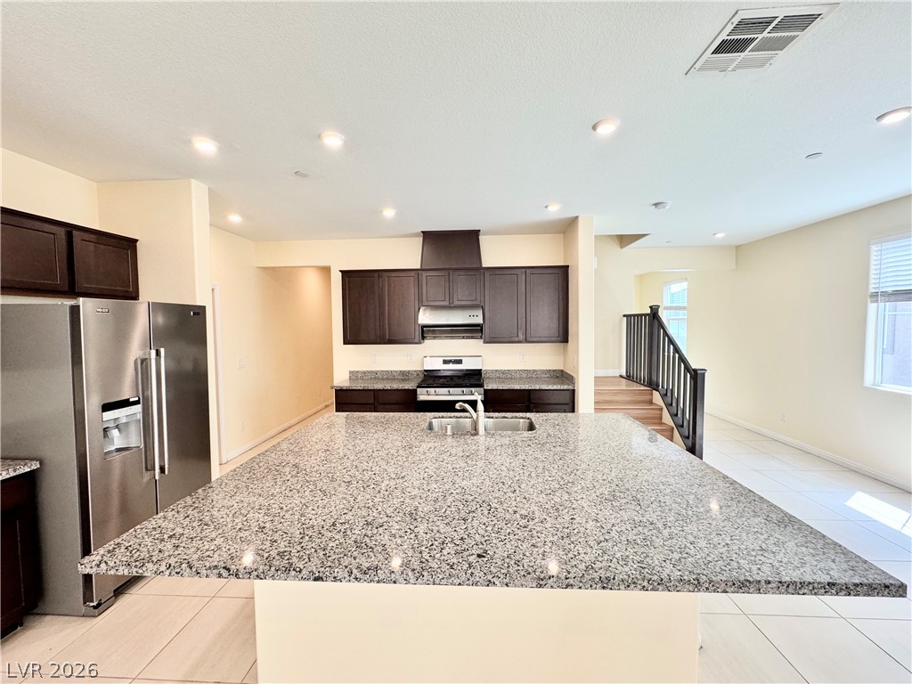 6088 Castle Gardens Avenue Las Vegas NV 89130