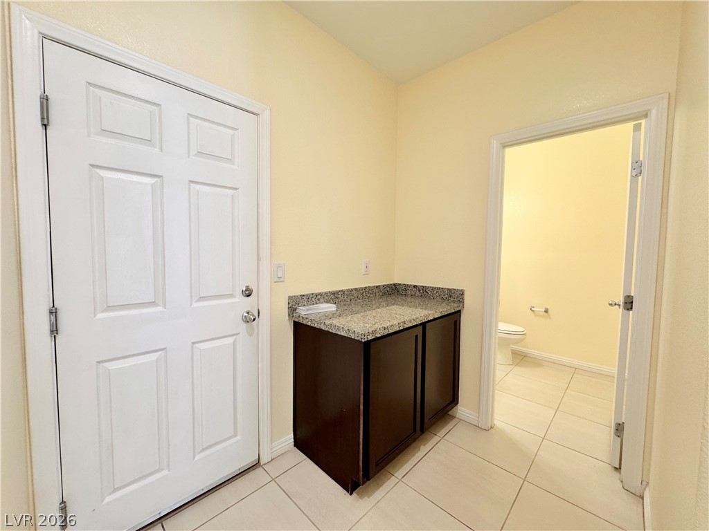 6088 Castle Gardens Avenue Las Vegas NV 89130
