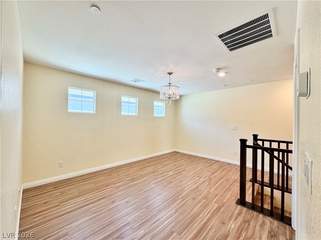 6088 Castle Gardens Avenue Las Vegas NV 89130