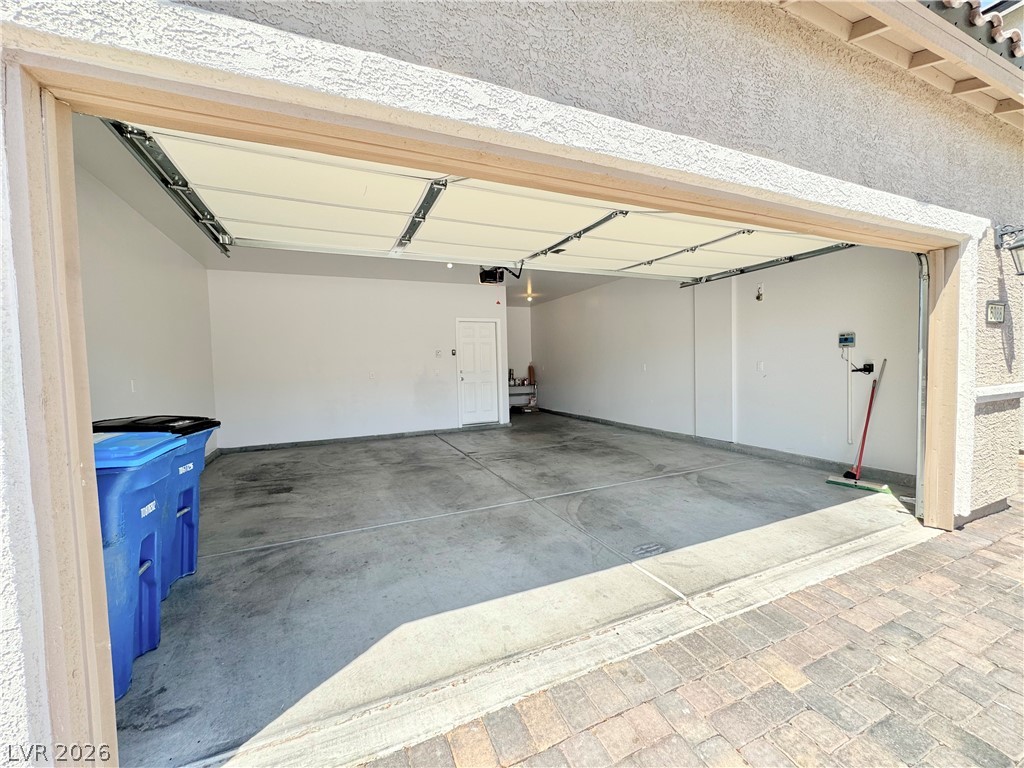 6088 Castle Gardens Avenue Las Vegas NV 89130