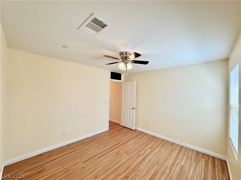 6088 Castle Gardens Avenue Las Vegas NV 89130