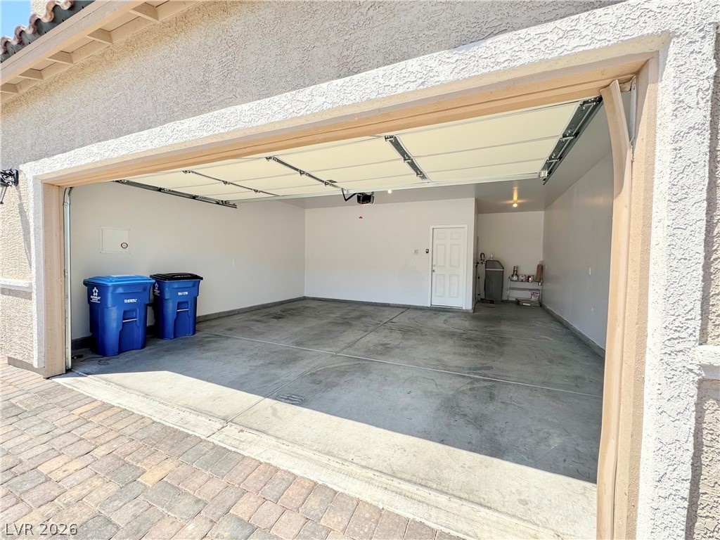 6088 Castle Gardens Avenue Las Vegas NV 89130