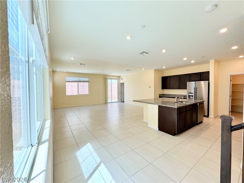 6088 Castle Gardens Avenue Las Vegas NV 89130