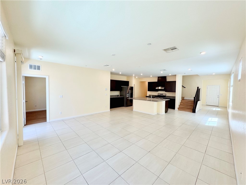 6088 Castle Gardens Avenue Las Vegas NV 89130