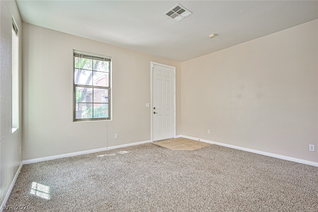 8022 Diamond Gorge Road Las Vegas NV 89178