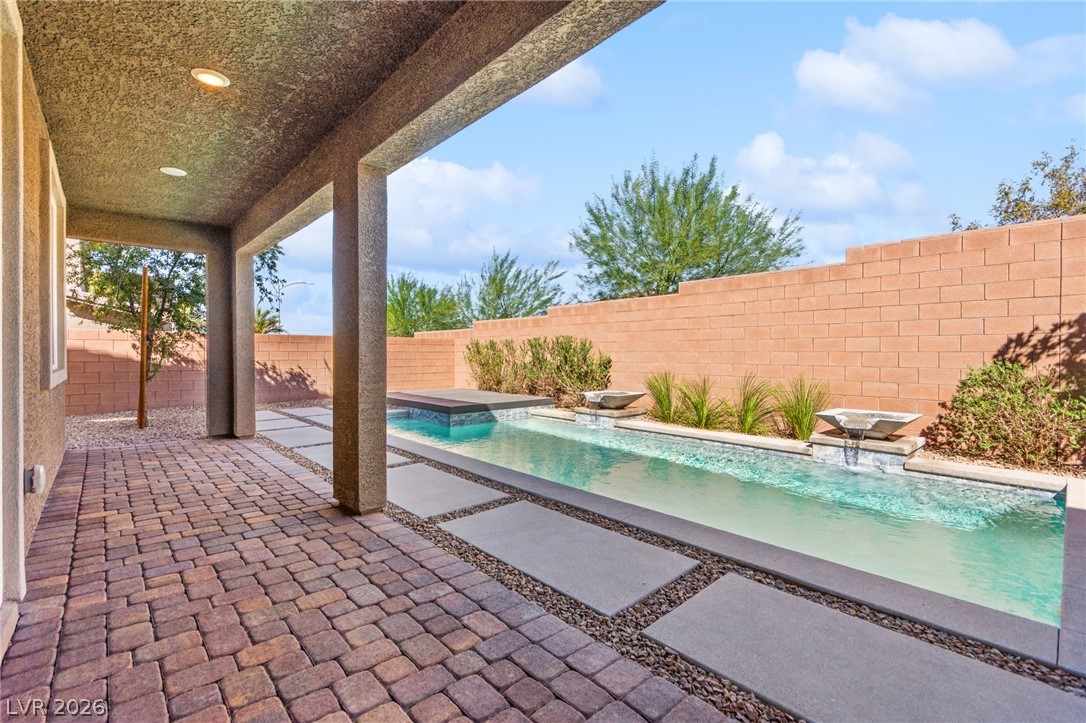 186 Viento Ridge Street Henderson NV 89012