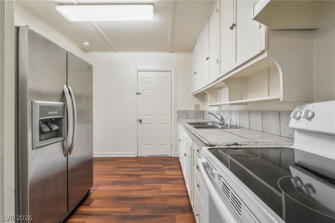 2 California Way Henderson NV 89015