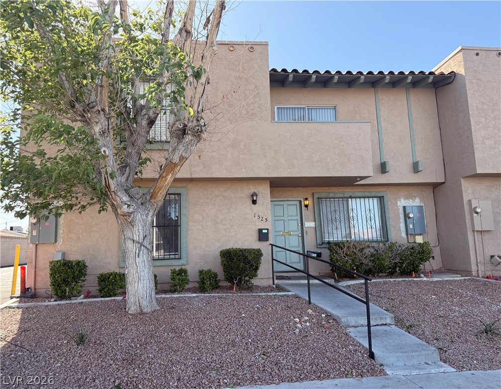1525 Saylor Way Las Vegas NV 89108