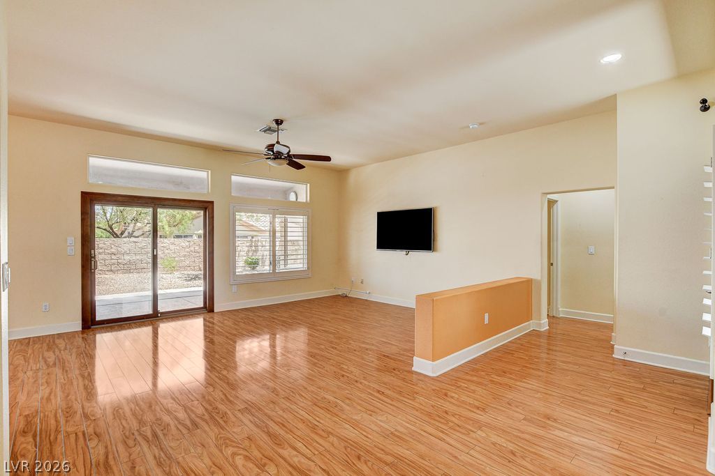 10324 Georgetown Place Las Vegas NV 89134