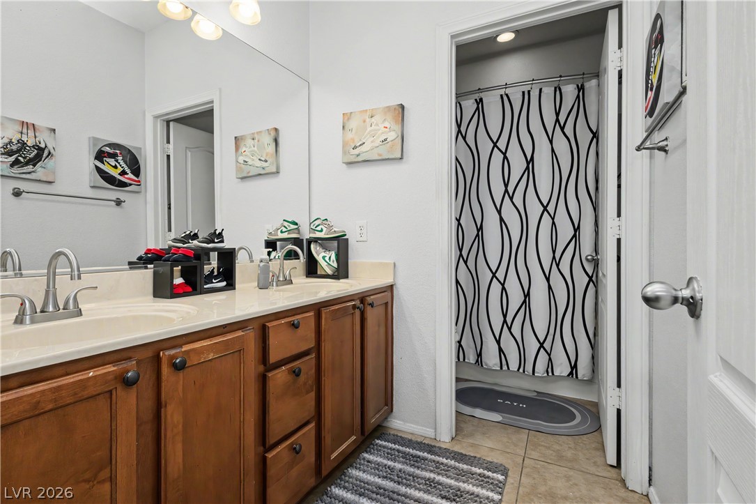 711 Yew Barrow Court Henderson NV 89011