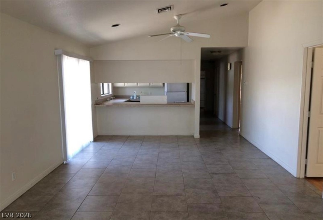 3948 Applecrest Street Las Vegas NV 89108