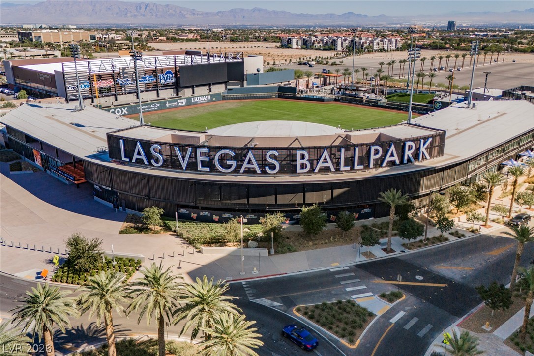 925 Granger Farm Way Las Vegas NV 89145