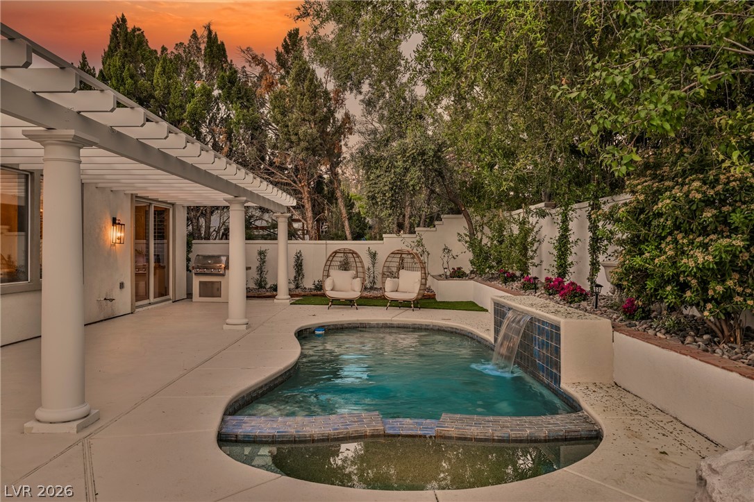 925 Granger Farm Way Las Vegas NV 89145
