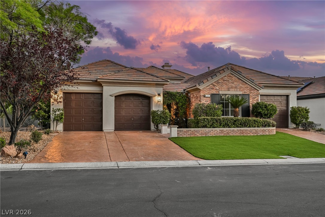 925 Granger Farm Way Las Vegas NV 89145