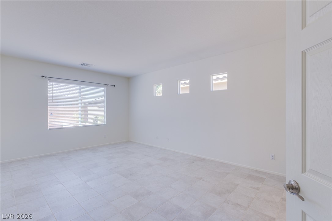 6284 Canvasback Avenue Las Vegas NV 89122