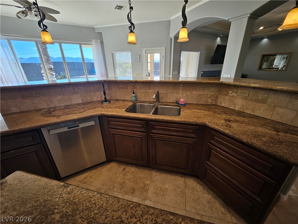 209 Irvin Avenue Las Vegas NV 89183