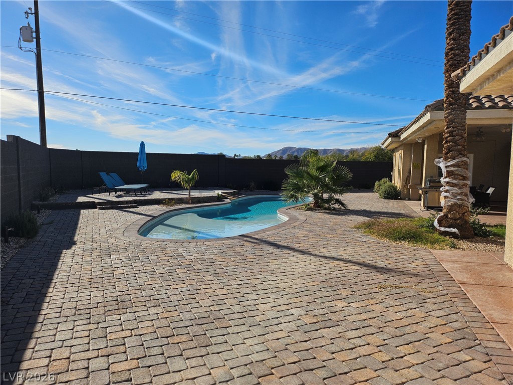 209 Irvin Avenue Las Vegas NV 89183