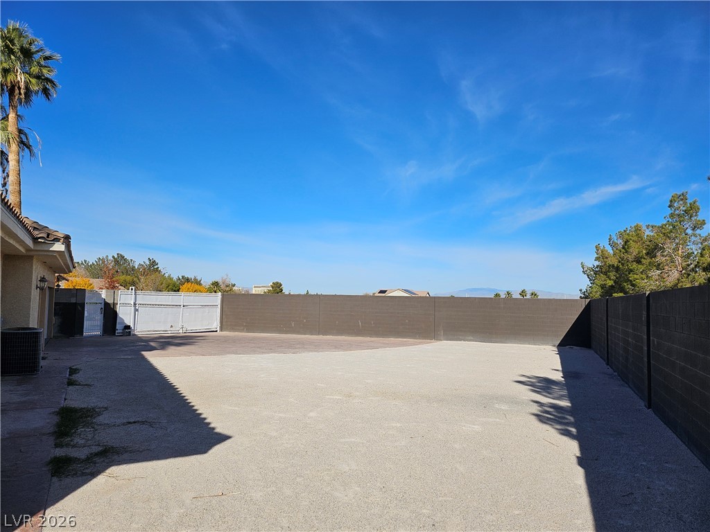 209 Irvin Avenue Las Vegas NV 89183