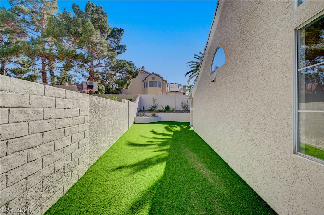 11 Cozy Glen Circle Henderson NV 89074