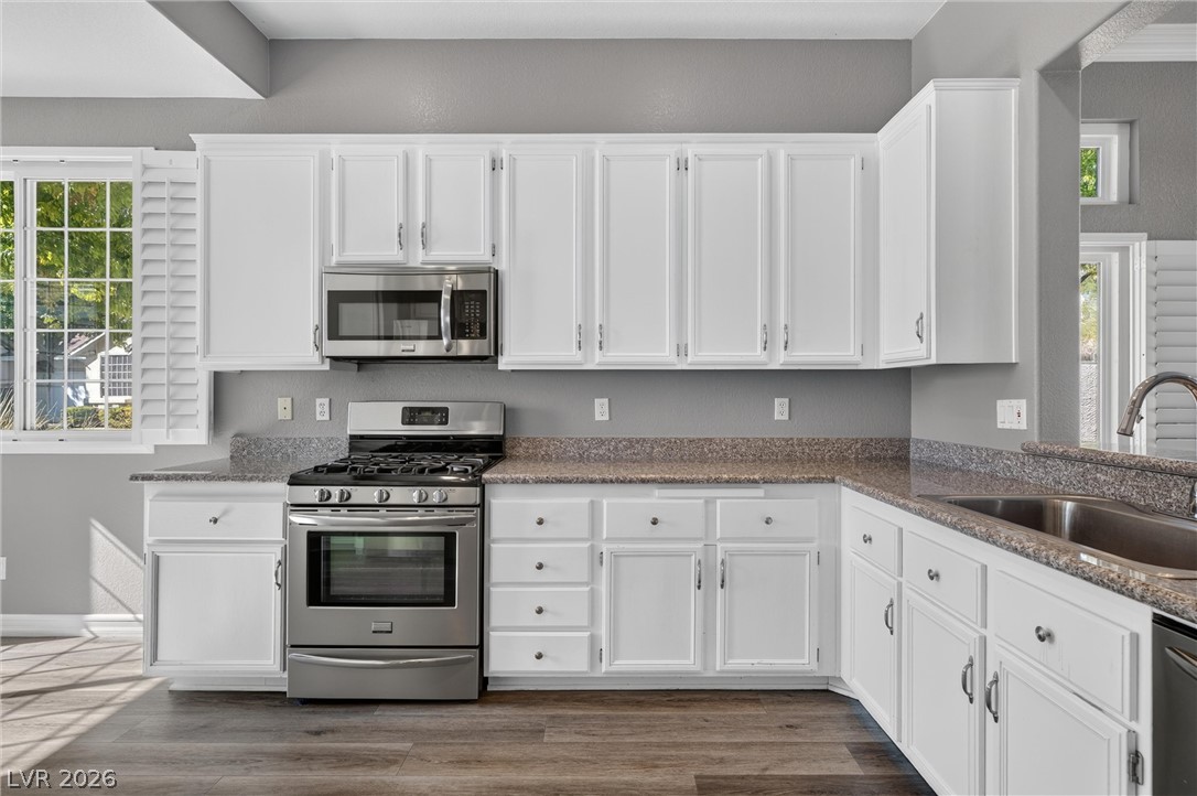 10328 South Summer River Avenue Las Vegas NV 89144